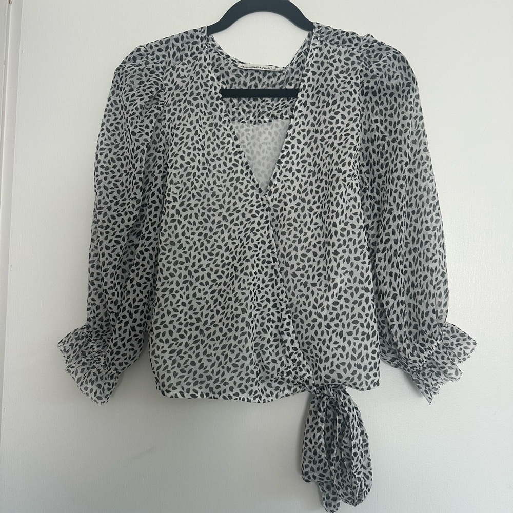 Abercrombie & Fitch Printed Pattern Wrap Shirt